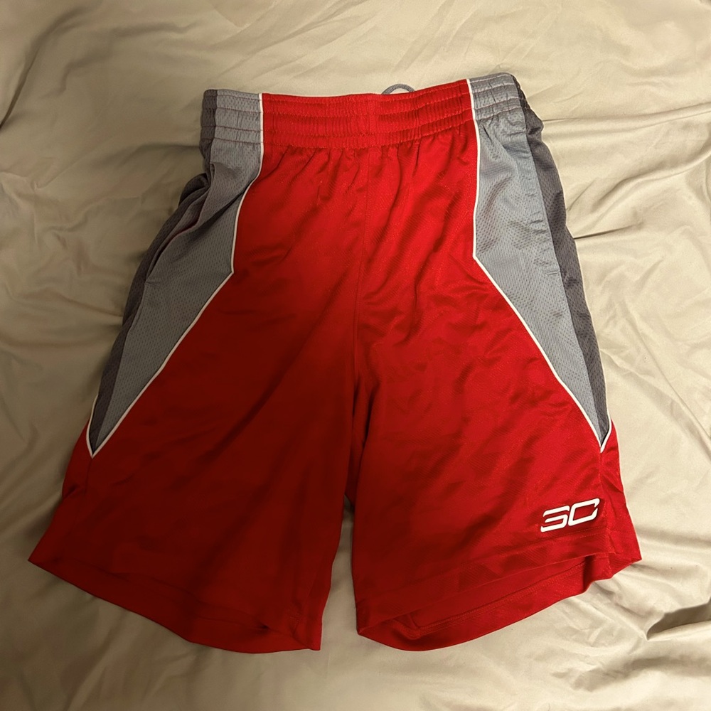 Red Under Armour Steph Curry athletic shorts
